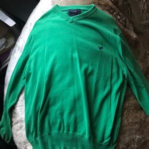 V-neck Crewneck sweater